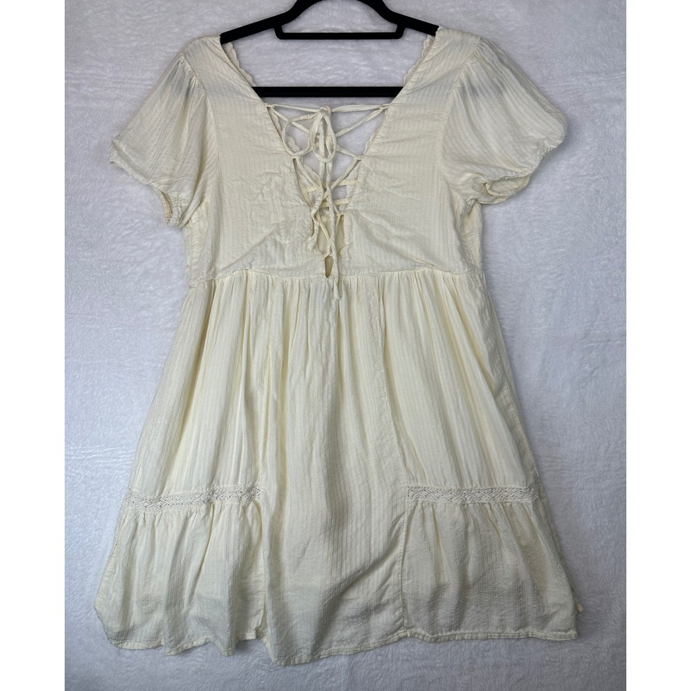 Urban Outfitters Babydoll Mini Dress Womens M Cream Lace Up Back Puff Sleeve